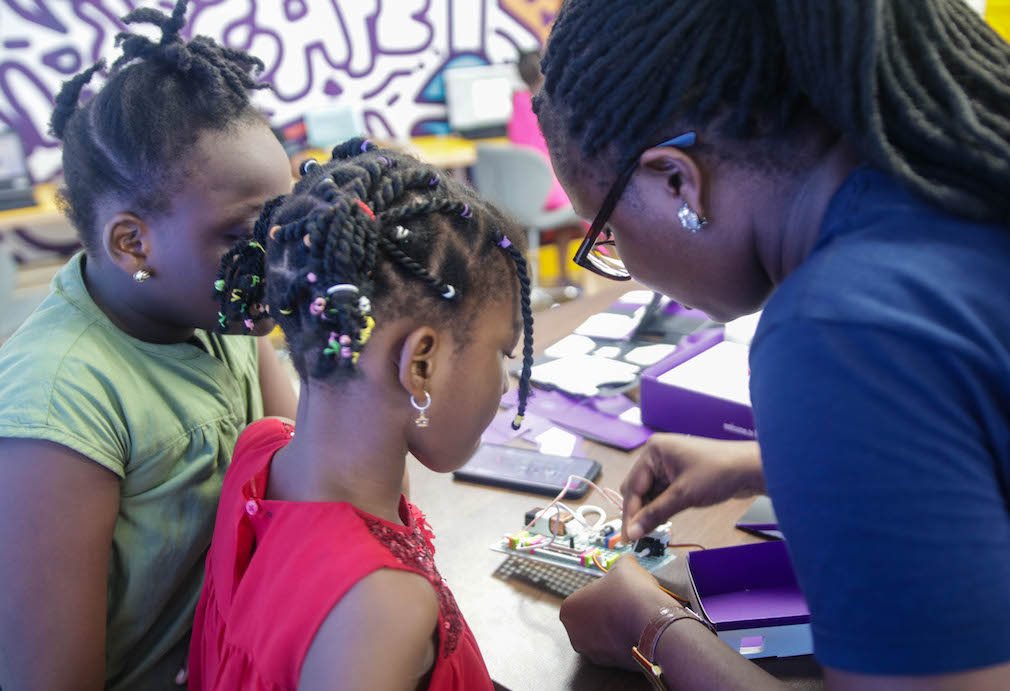 Techquest and IHS Nigeria Set to Train 60 Teachers and 4500 Students in ICT Skills