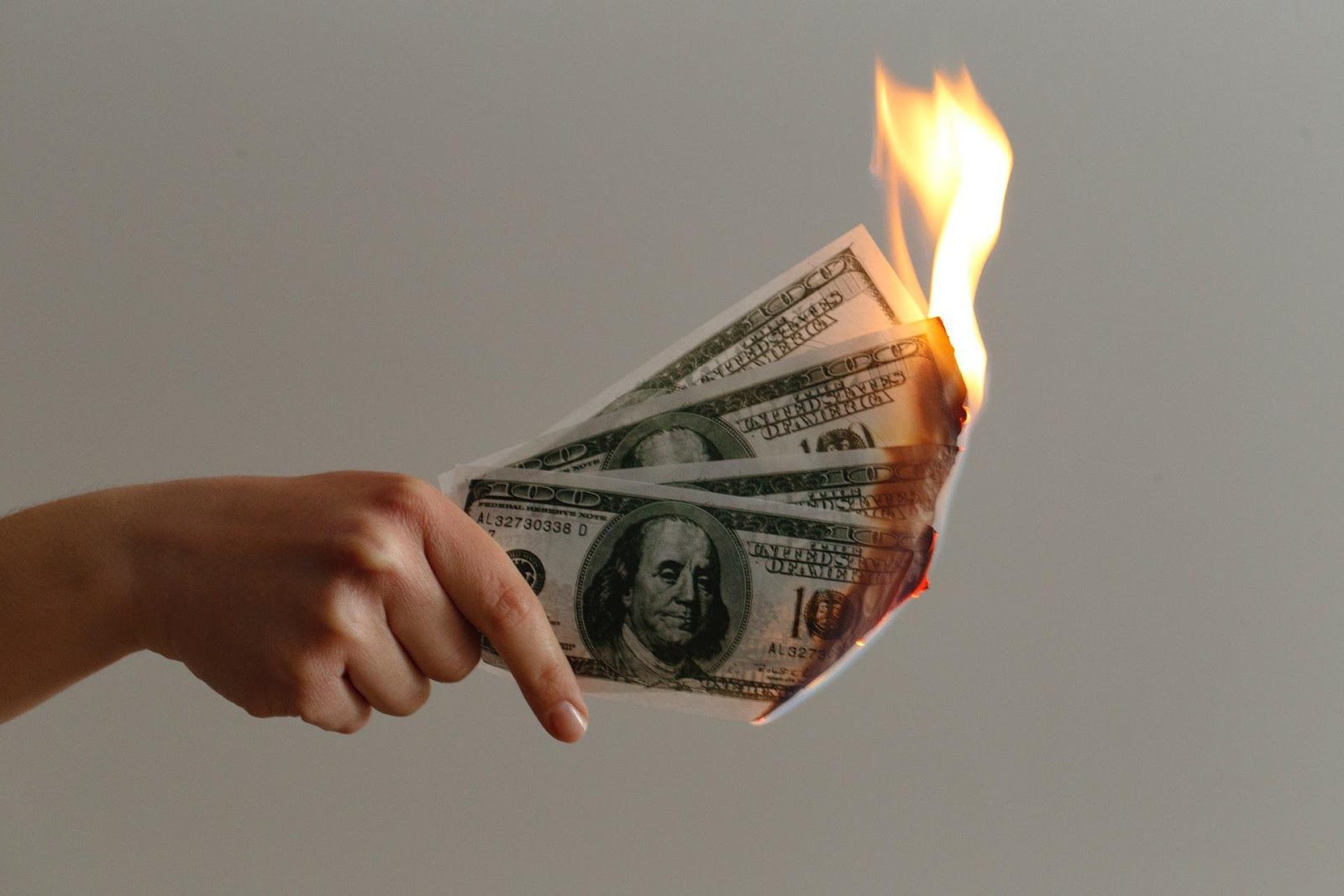 Chargeback fees and how to avoid them legally