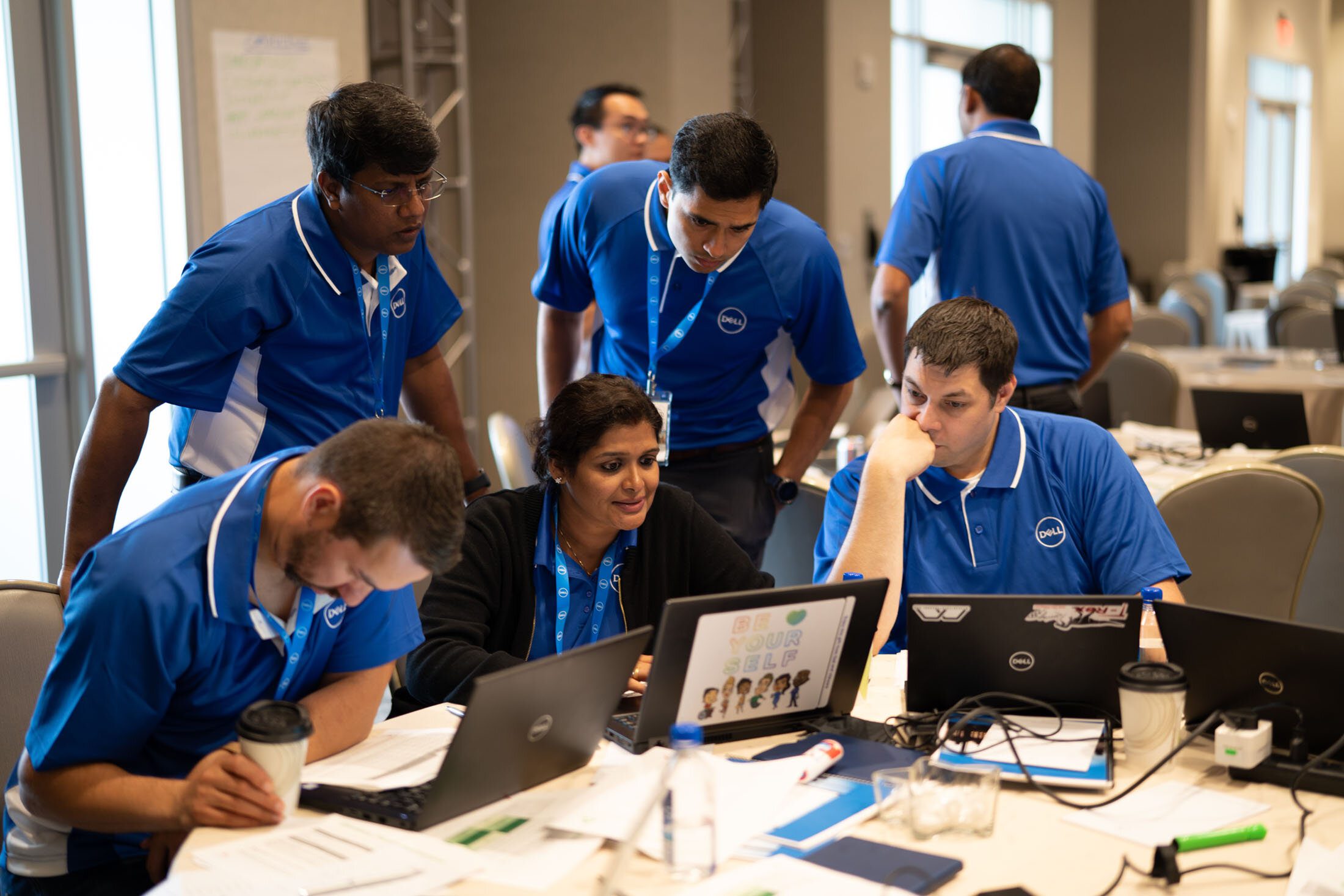 Dell to sack 6650 employees amid economic challenges
