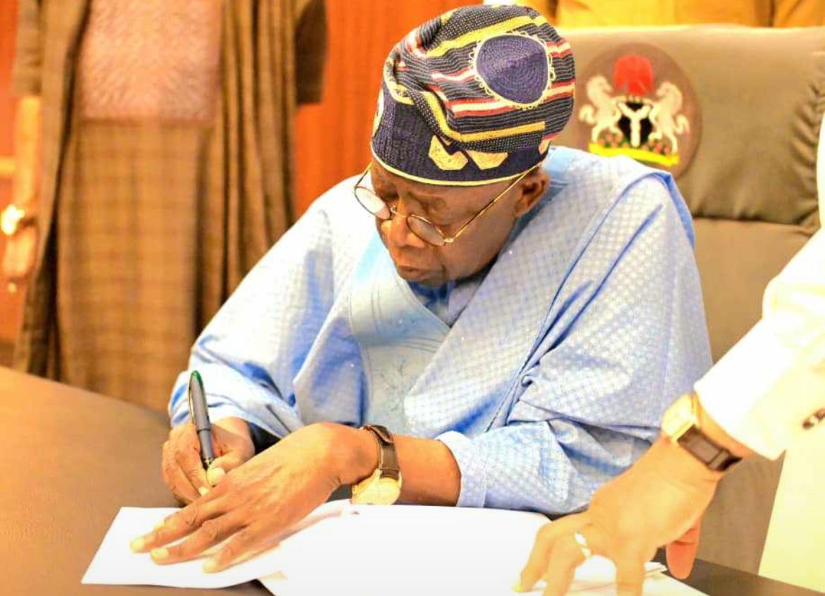 Nigeria's inflation rate hits 22.79% as Tinubu reportedly set to approve N200k minimum wage