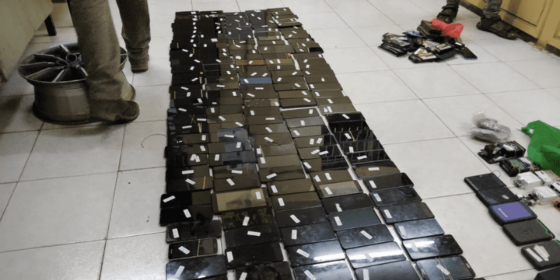 Kenyan Police arrest man who stole more than 100 mobile phones in Nairobi