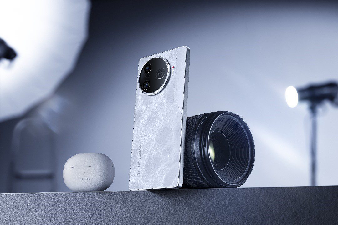 Discover the difference - a close look at the TECNO CAMON 30 camera