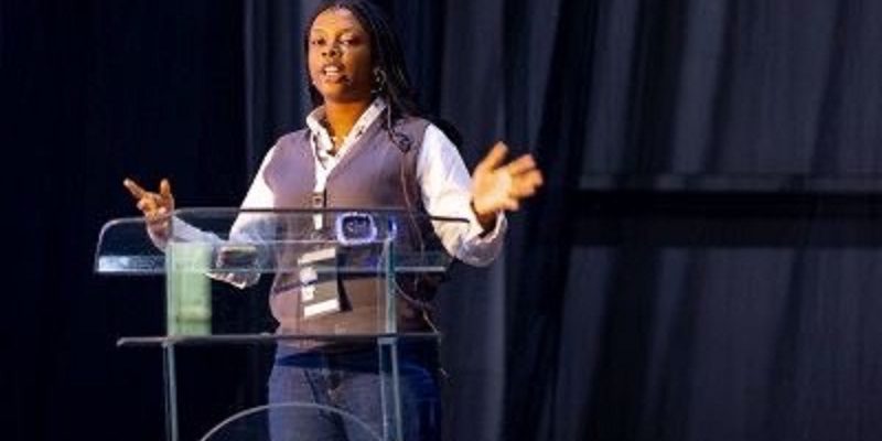Amarachi Iheanacho discusses her role as a Developer Advocate and vision for a collaborative developer ecosystem
