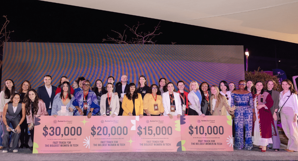 Nigerian tech founder Solape Akinpelu, wins the $30,000 top prize at the Aurora Tech Award 2025
