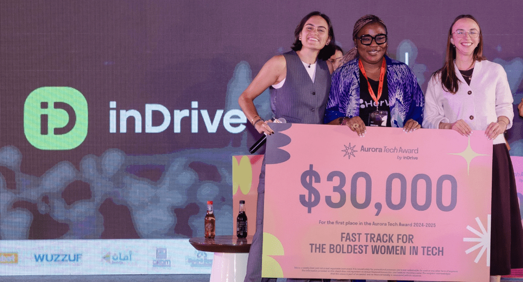Nigerian tech founder Solape Akinpelu, wins the $30,000 top prize at the Aurora Tech Award 2025