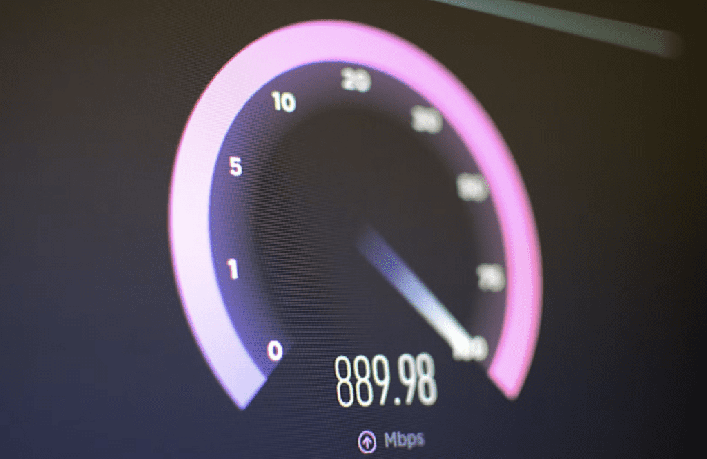 China launches world's first 10G broadband network with 9,834 Mbps download speed in 3 milliseconds