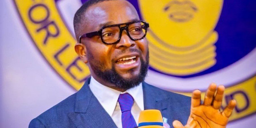 Bosun Tijani in OAU